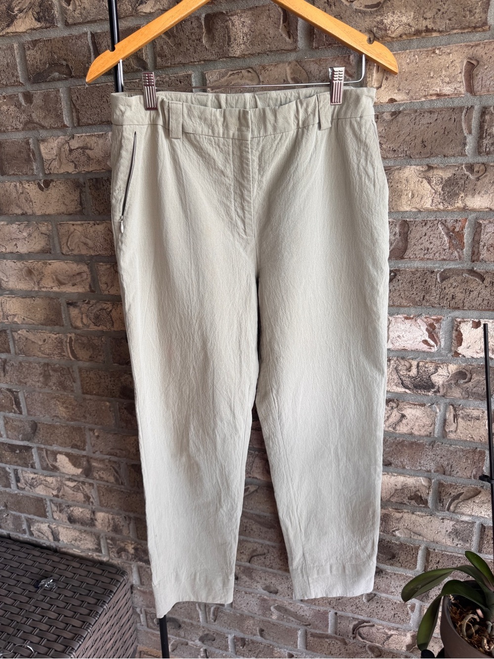 Akris Cotton Silk Cropped Ankle Pants Beige Tapered Size US 8